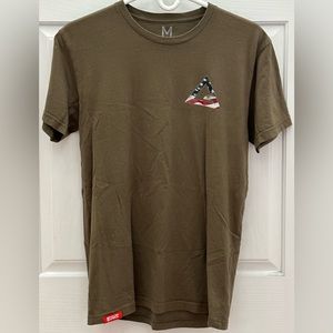 Gracie Barra men’s short sleeve tee shirt.